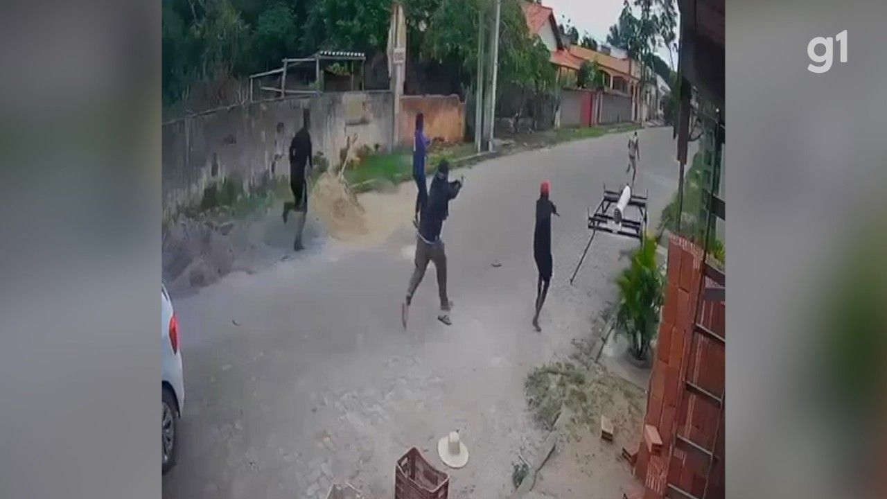 Homem sobrevive a ataque de 4 atiradores após ser surpreendido por emboscada no RJ; vídeo
