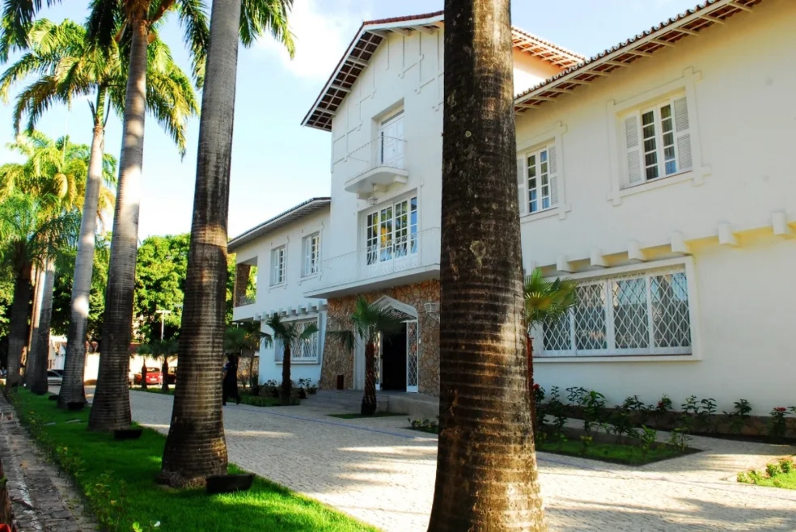 Vila das Artes abre inscrições para 40 vagas em oficinas de artes visuais em Fortaleza