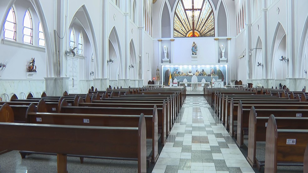 Paróquia Nossa Senhora da Consolação e Correia, no Engenho Novo, na Zona Norte do Rio de Janeiro — Foto: Reprodução/ TV Globo
