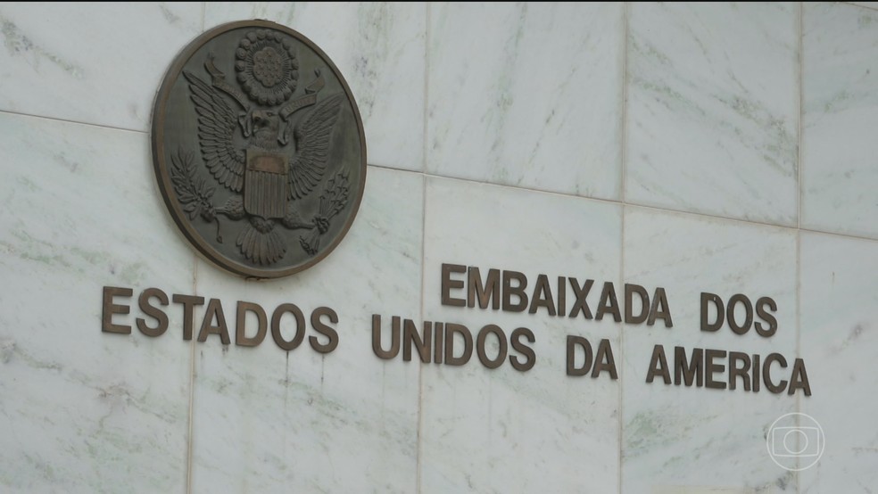 Segundo a Associação Americana do Serviço Exterior, 106 dos 195 postos de embaixador dos Estados Unidos estão vagos — Foto: Jornal Nacional/ Reprodução