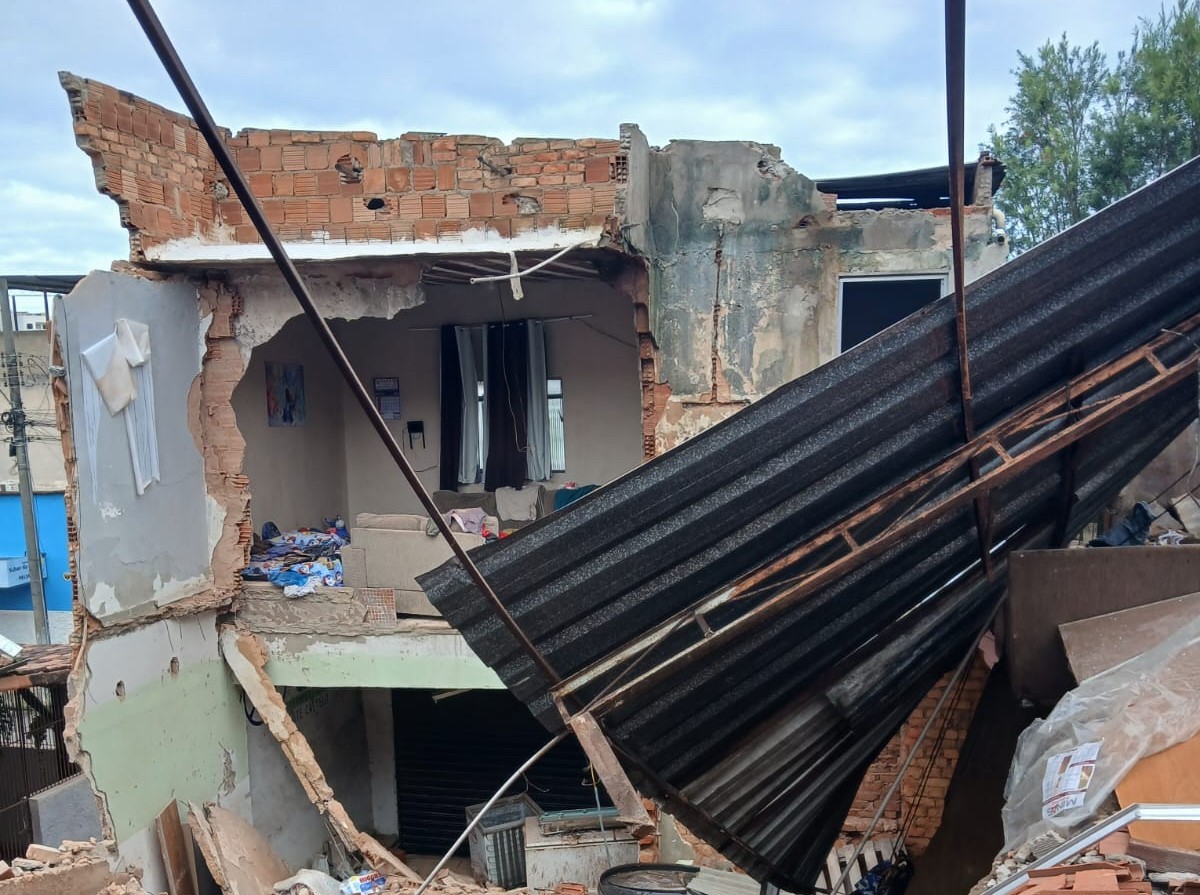 Desabamento de casa no Monte Castelo não foi causado pela chuva, diz Defesa Civil de Juiz de Fora