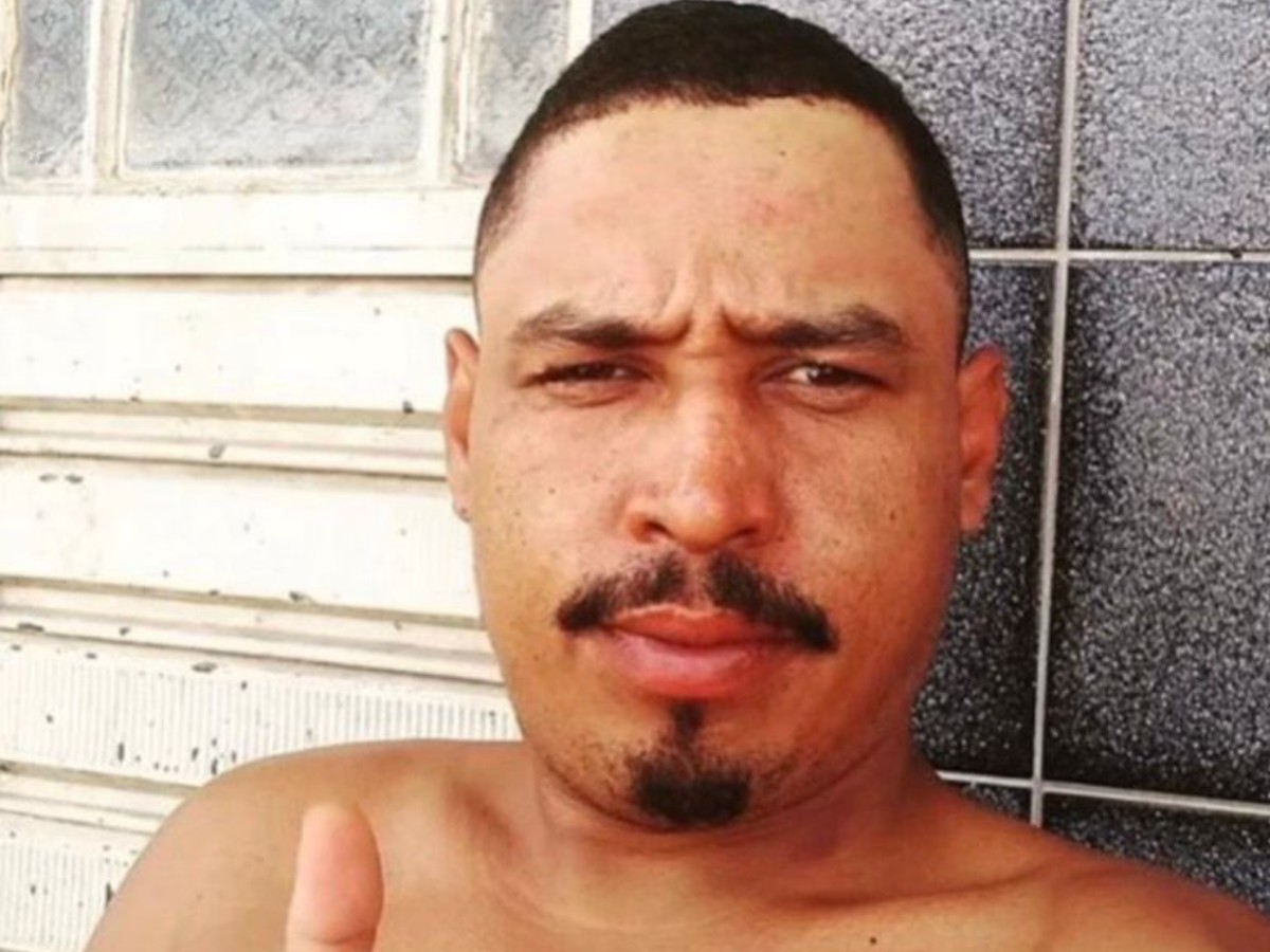 Suspeito preso por homicídio esperou casal escondido em baixo de cama box antes do crime em PE, diz polícia