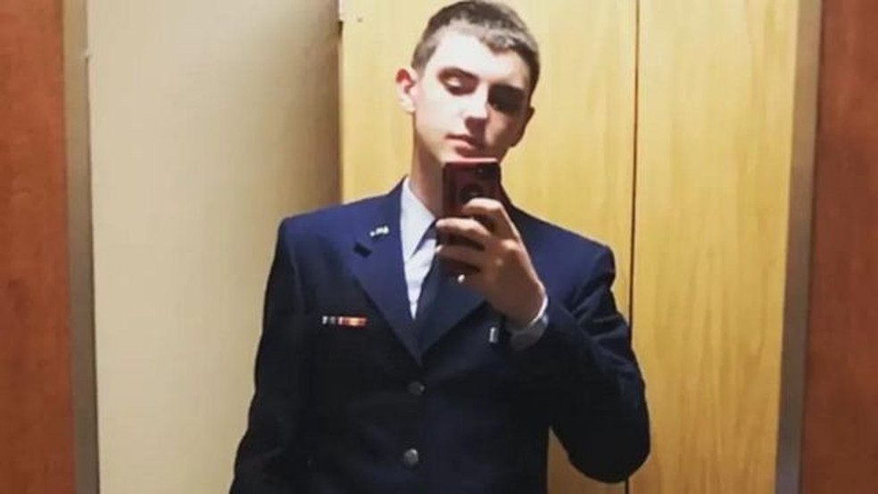 Jack Teixeira em foto postada nas redes sociais —⁣ Foto:​ Reprodução/Facebook