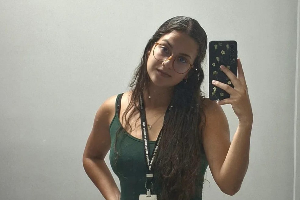 Ana Jlia Correa Vieira, 19 anos, estava com um grupo de pessoas no local conhecido como Cachoeira do Saltinho, em Salto do Jacu — Foto: Arquivo Pessoal