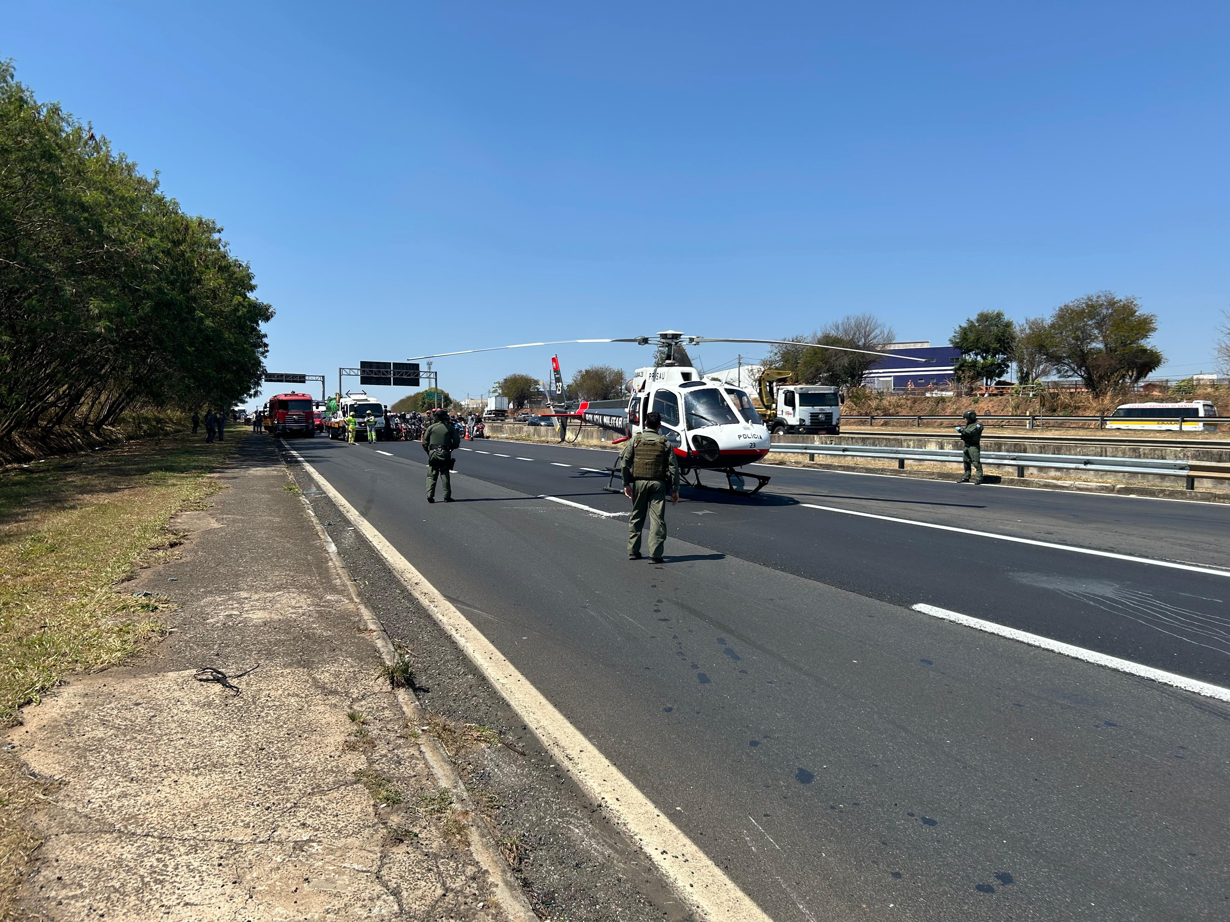 Motorista morre após carro parar na pista e ser atingido por ônibus em Campinas