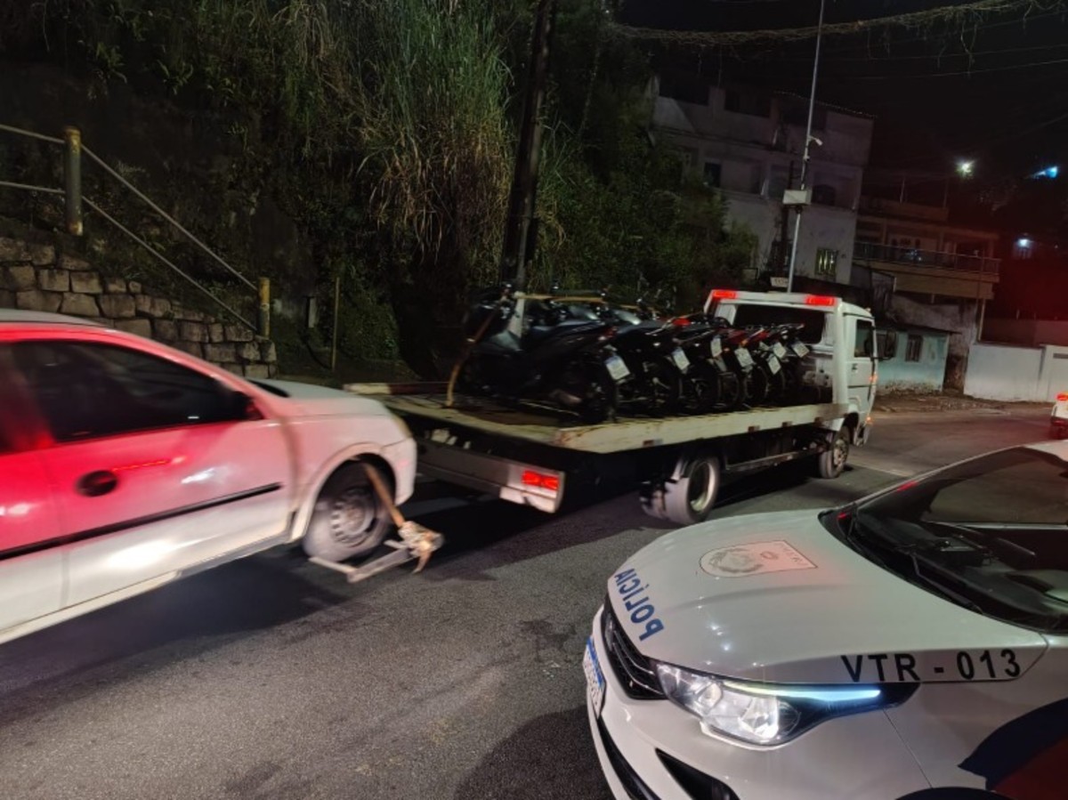 Operação apreende 22 veículos em Angra dos Reis