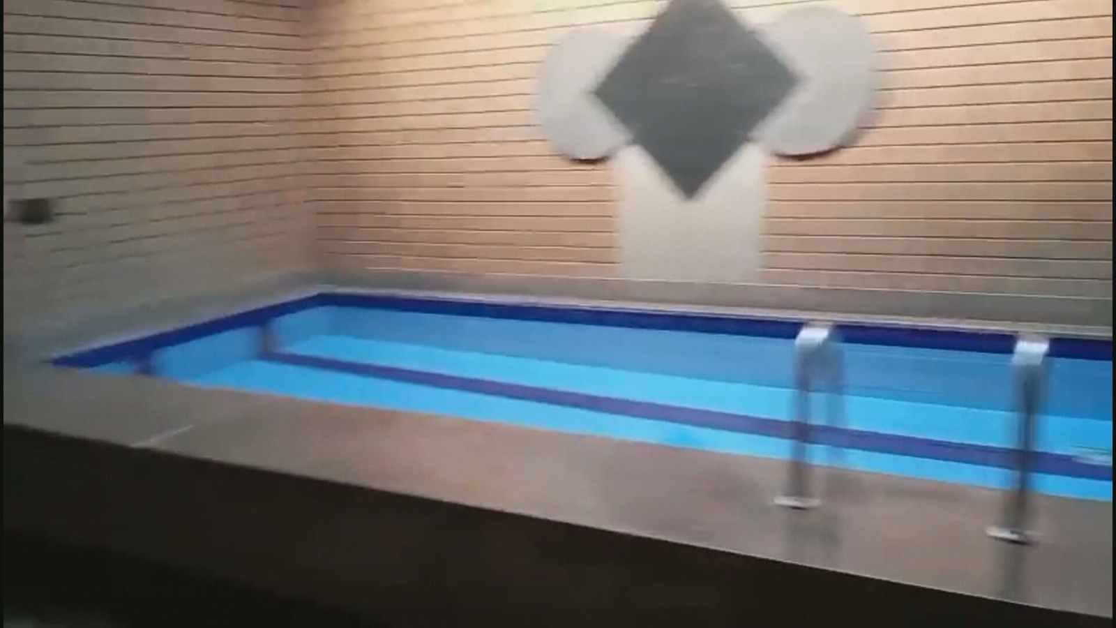 Chefe do tráfico é preso em suíte de luxo de motel na Baixada Fluminense