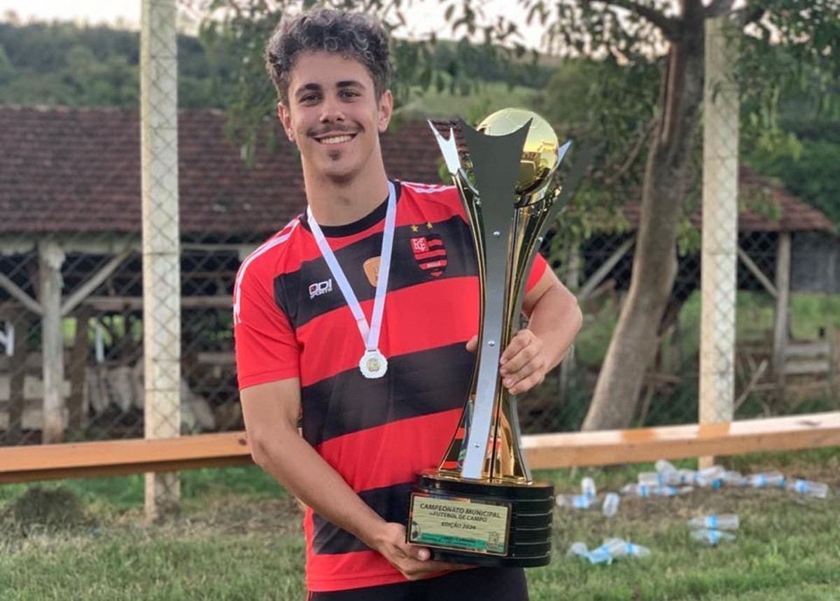 Jovem tenta recuperar item perdido em rio e desaparece durante pescaria com namorada em SC