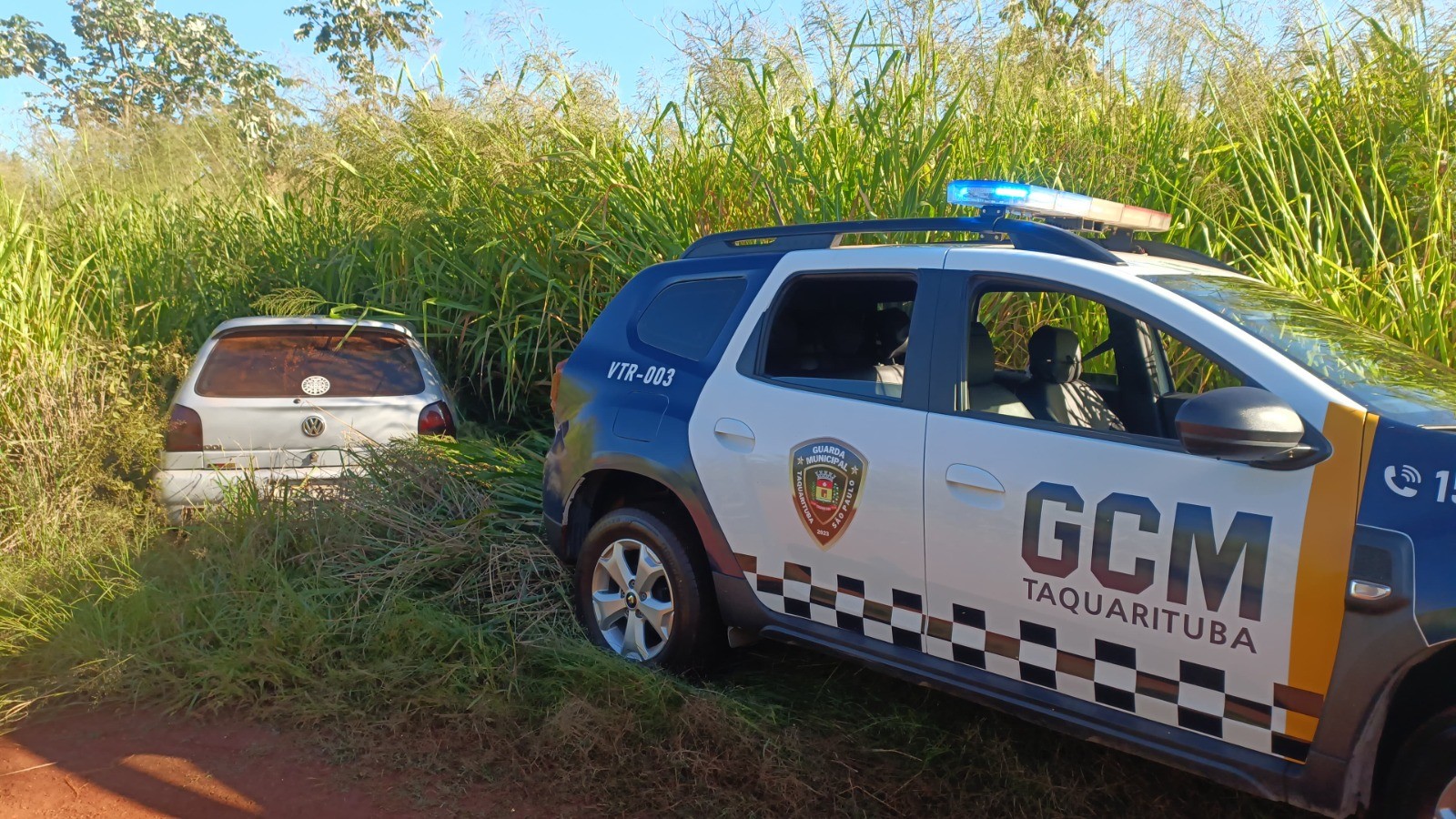 Veículo furtado em Piraju é recuperado pela GCM em Taquarituba