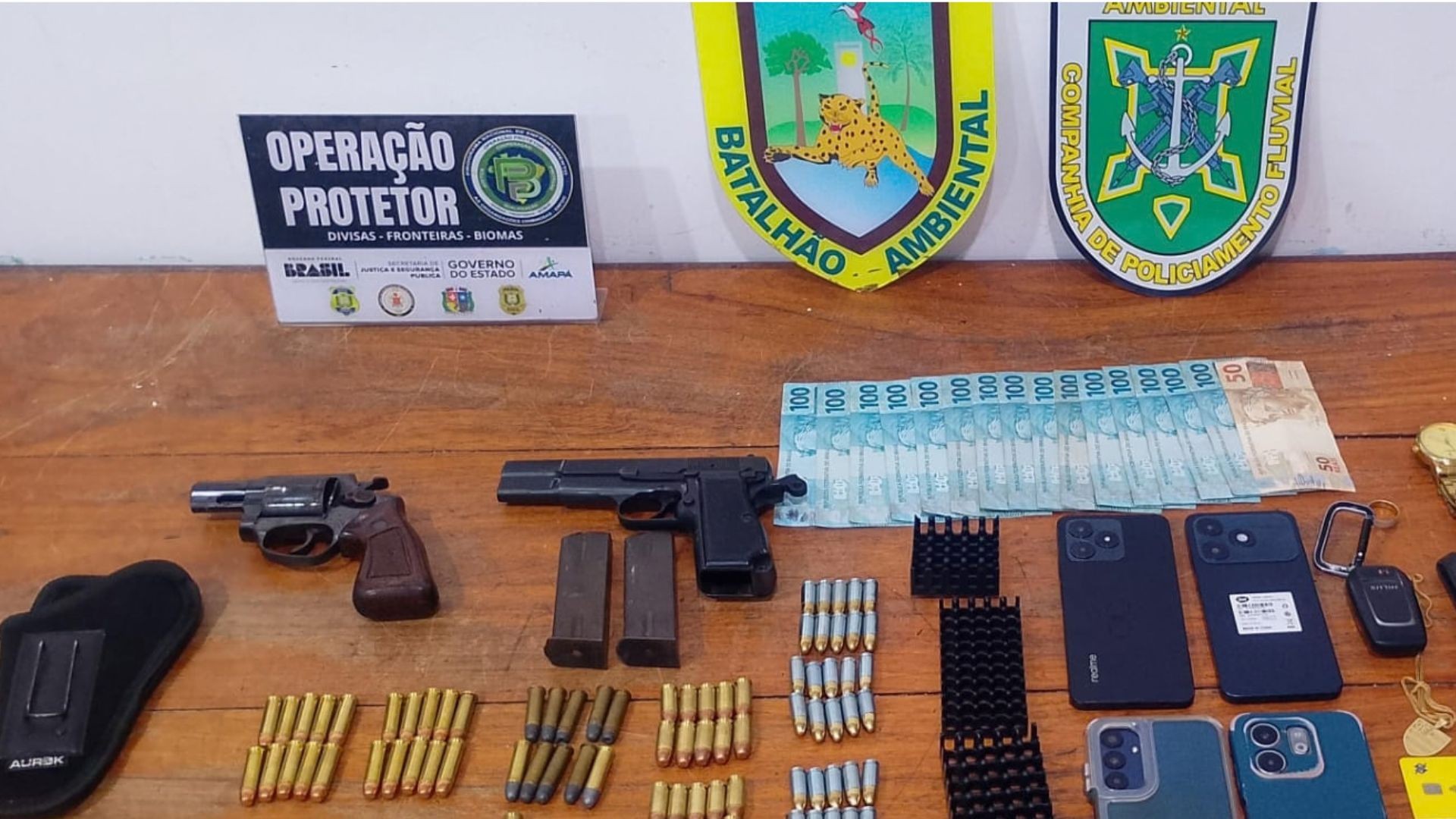 Polícia prende suspeitos que receberiam R$ 1 mil para levar armas ao Sul do Amapá