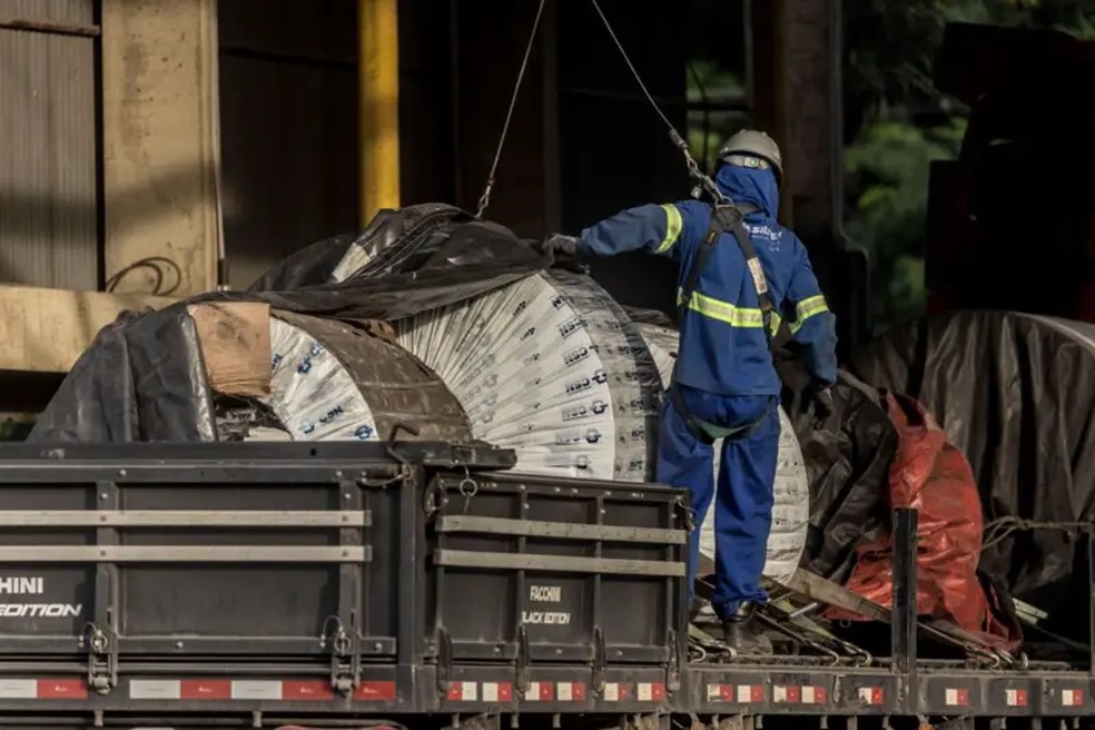Os EUA divulgaram a lista atualizada de produtos que não vão enfrentar as tarifas. São mais de 2,2 mil itens, entre eles carnes bovinas, frutas, café, minerais, fertilizantes e aeronaves — Foto: Dado Galdieri/Bloomberg via Getty Images/via BBC