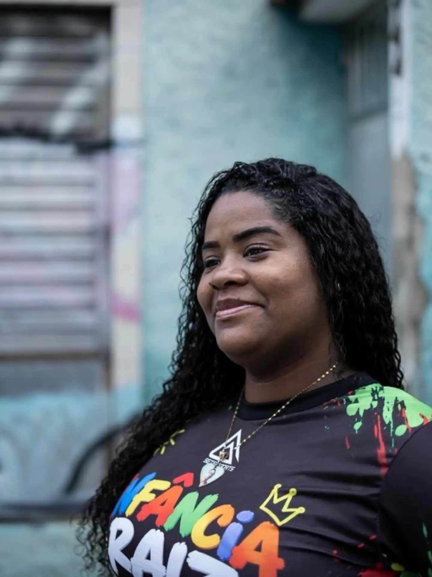 Atualização: Mãe tentou convencer o filho a se entregar, encontrou-o morto e hoje acolhe famílias atingidas pela violência na Penha