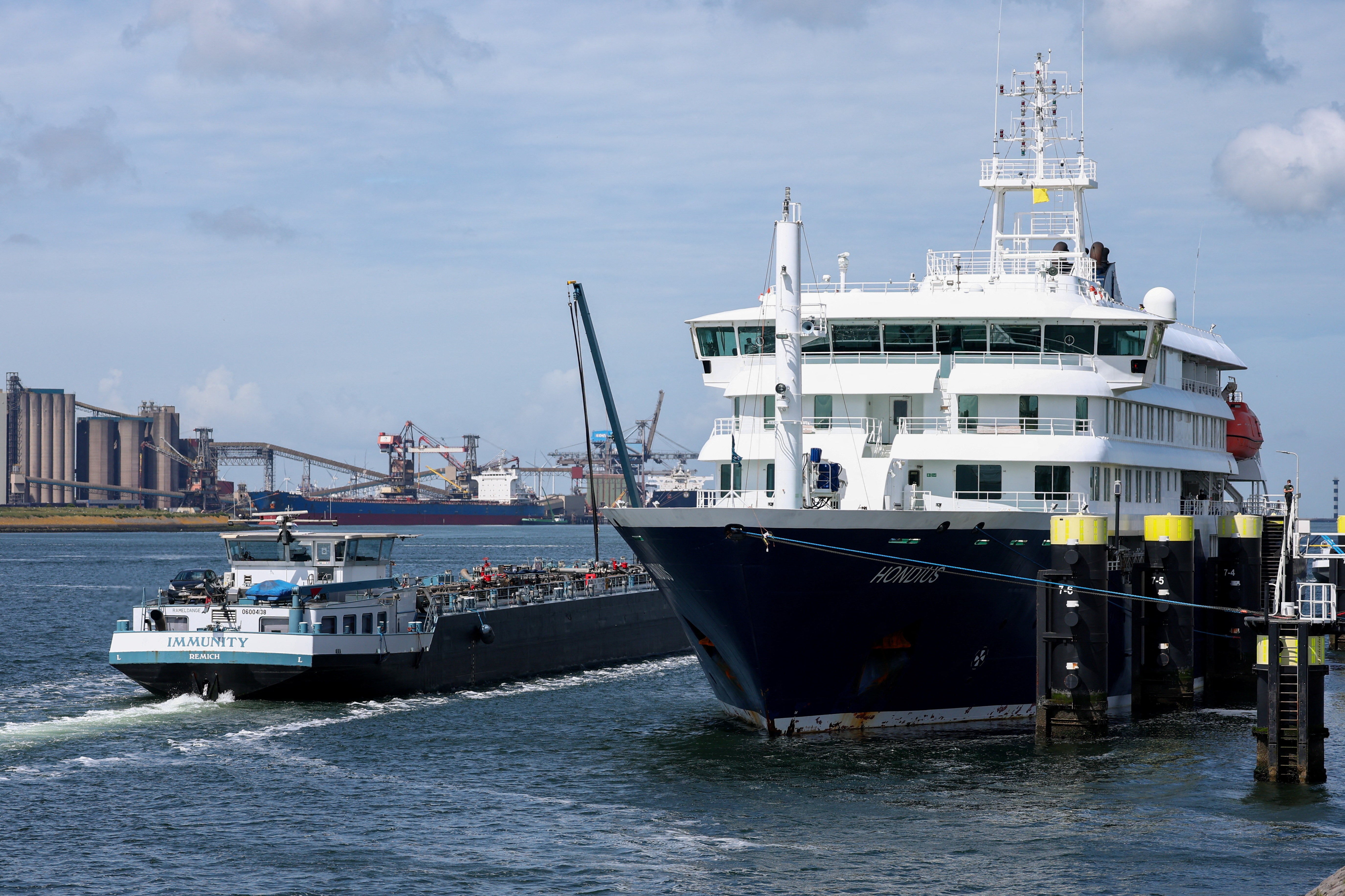 Hantavírus: cruzeiro Hondius é desinfectado e pode retomar viagens após surto a bordo