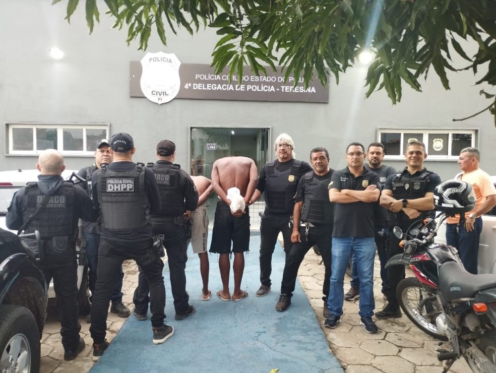 Polícia prende suspeitos de tentar matar homem porque curtiu foto de policial em rede social no Piauí — Foto: Reprodução