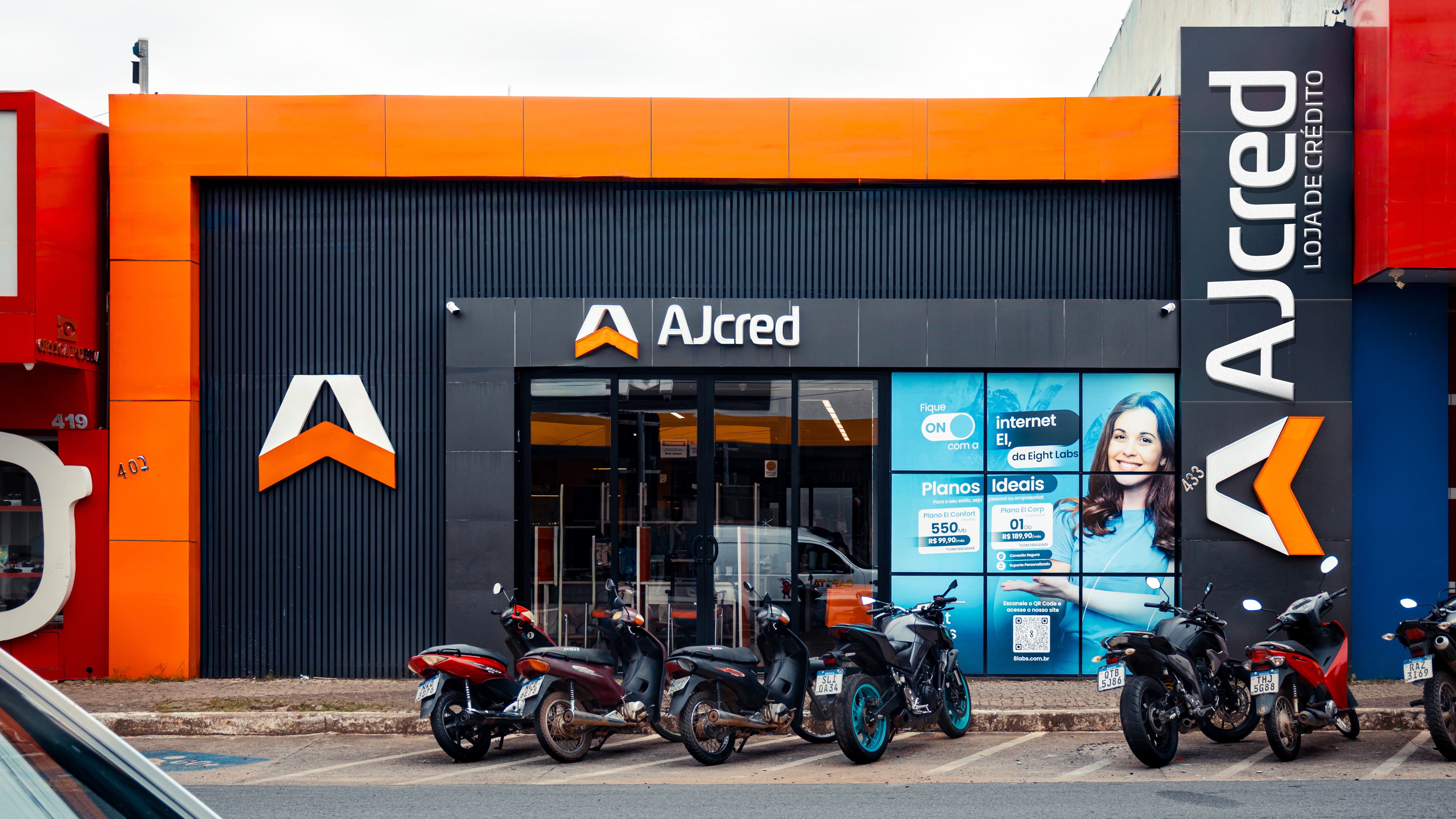 AJCRED expande estrutura, reforça liderança e lança crédito para CLT