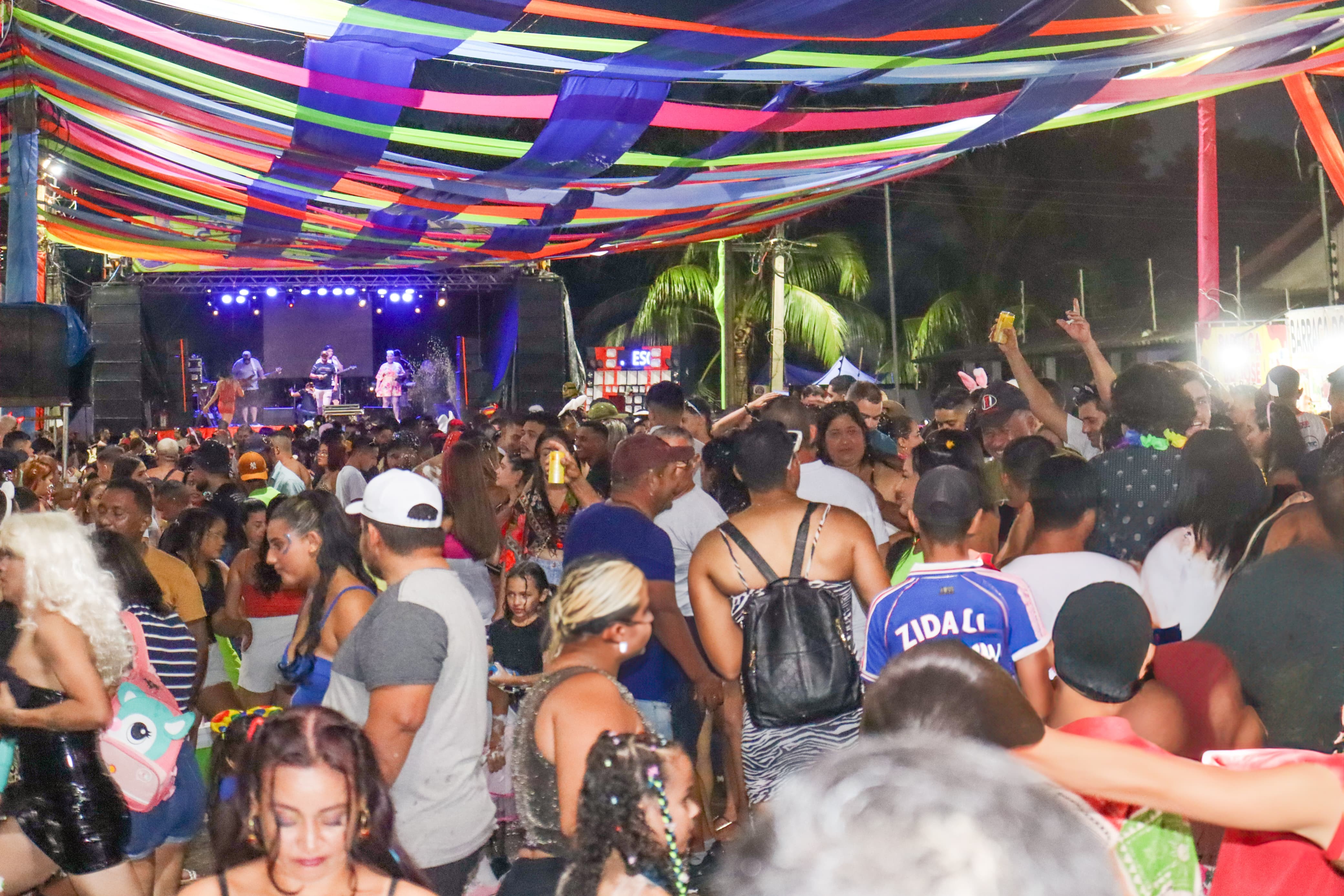 Cidade do AC cancela Carnaval e decreta situação de emergência por conta das chuvas 