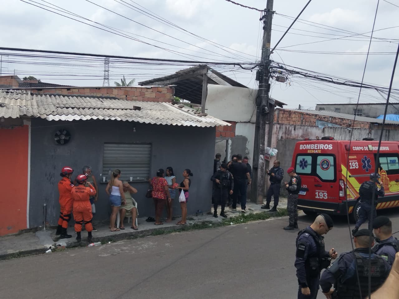 Pai mantém filho de 3 anos refém em casa na Zona Norte de Manaus