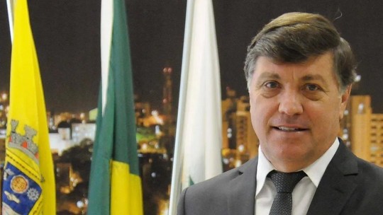 Celso Pozzobom é afastado do cargo de prefeito de Umuarama pela 2ª vez; ele é suspeito de desviar R$ 19 milhões dos cofres públicos - Foto: (Reprodução/Redes Sociais)