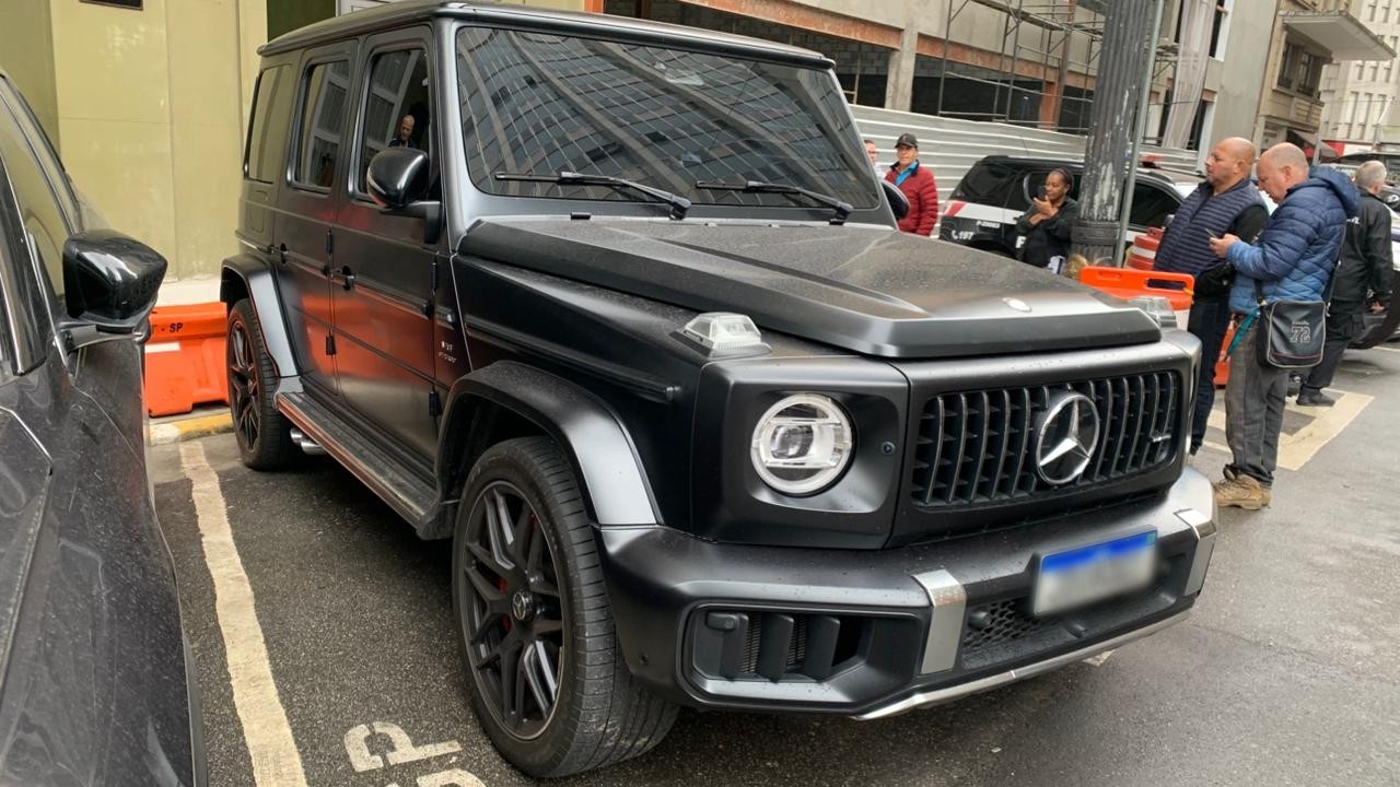 Deolane presa: veja carros de luxo apreendidos em mansão de influenciadora 