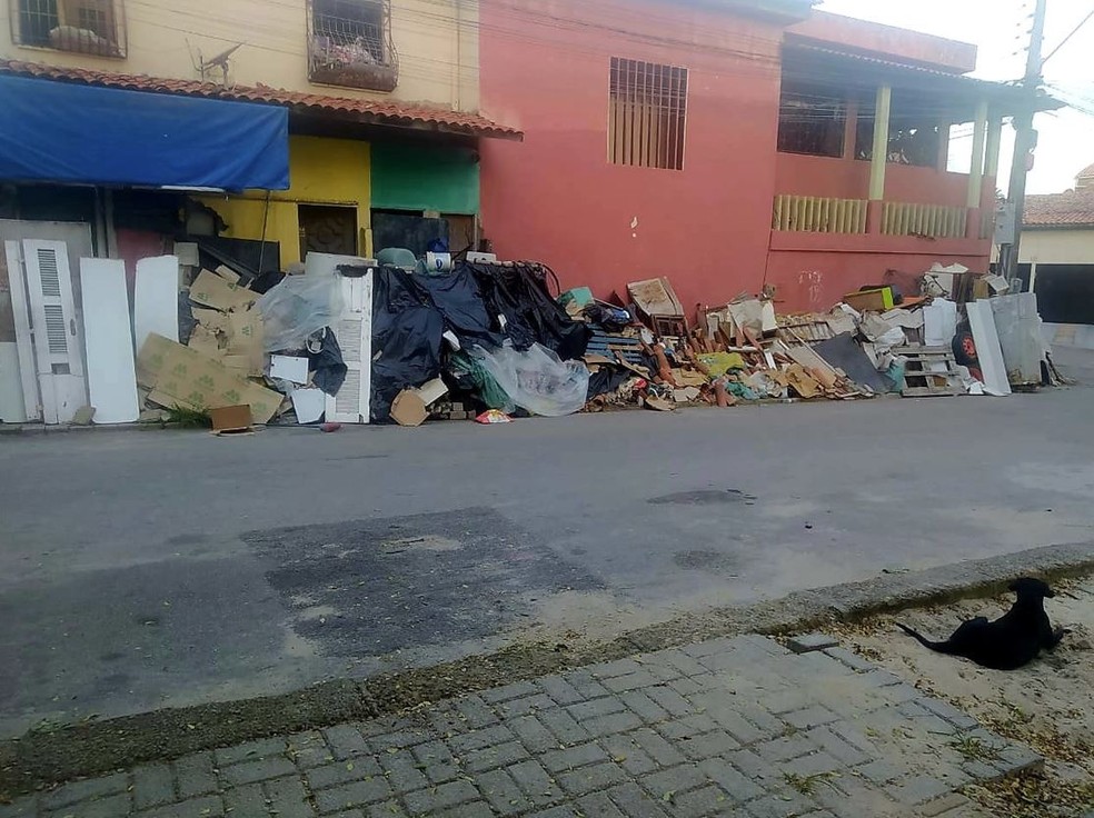 Rua Horizonte, no Bairro Vicente Pínzon,  no Conjunto Santa Terezinha. — Foto: Domingues Feitosa