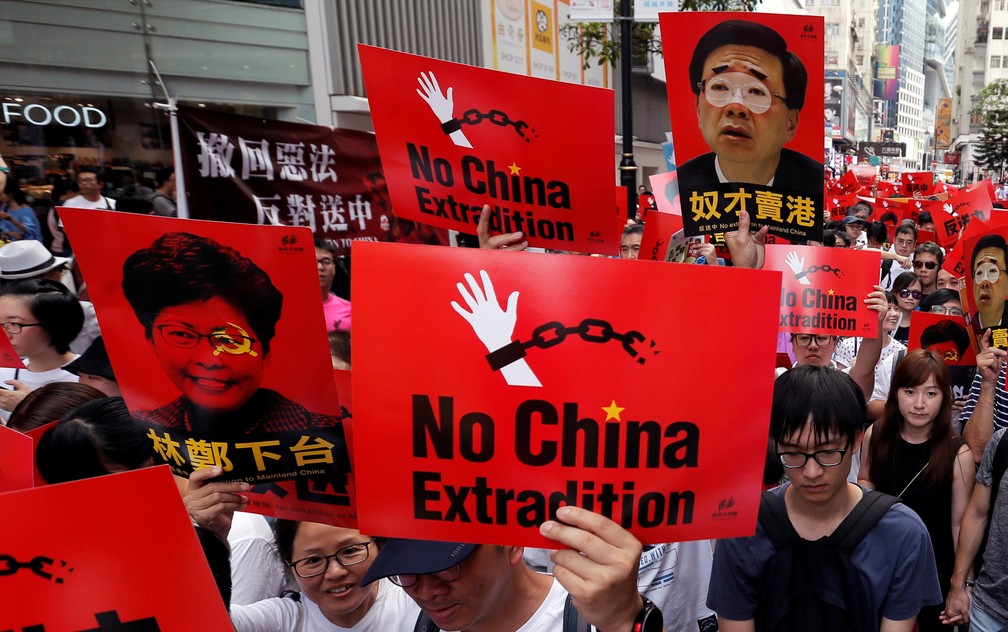 Hong Kong protesta há dias contra projeto de extradições para a China continental — Foto: Thomas Peter/Reuters