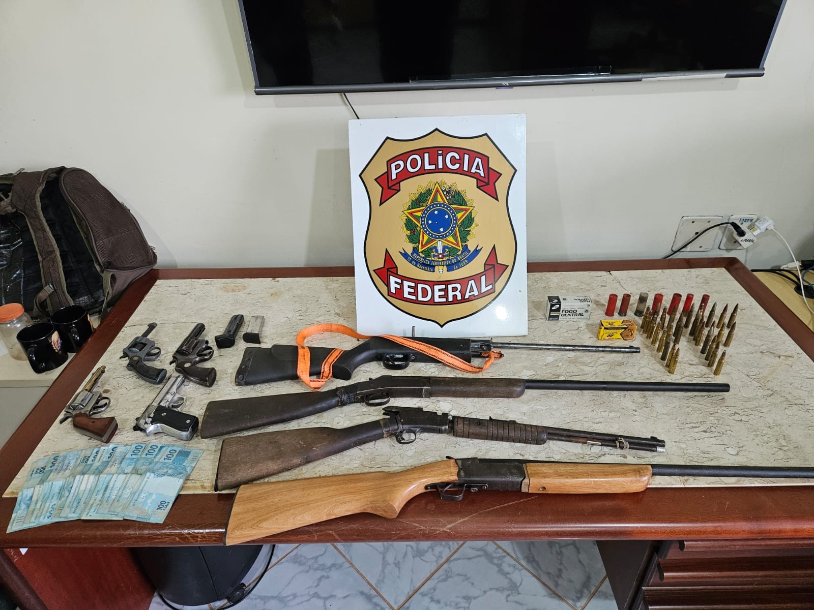 Grupo que transportava armas da Bolívia para crime organizado em RO é alvo de operação; cinco são presos