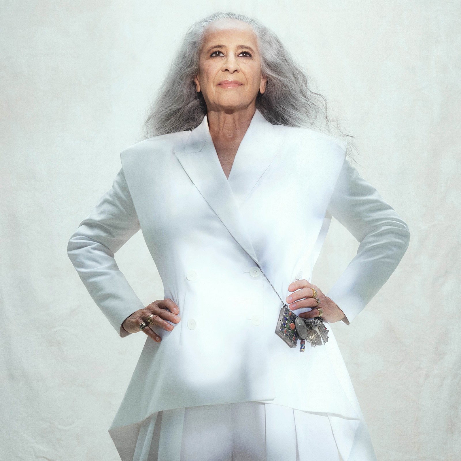 Maria Bethânia 80 anos – conheça 80 gravações que atestam a grande força da intérprete em seis décadas de disco