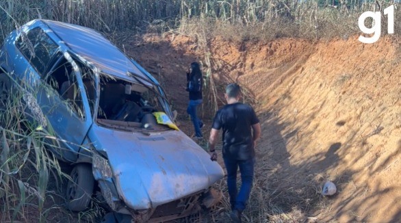 Motorista morre após perder controle do carro e cair em vala na zona rural de MT