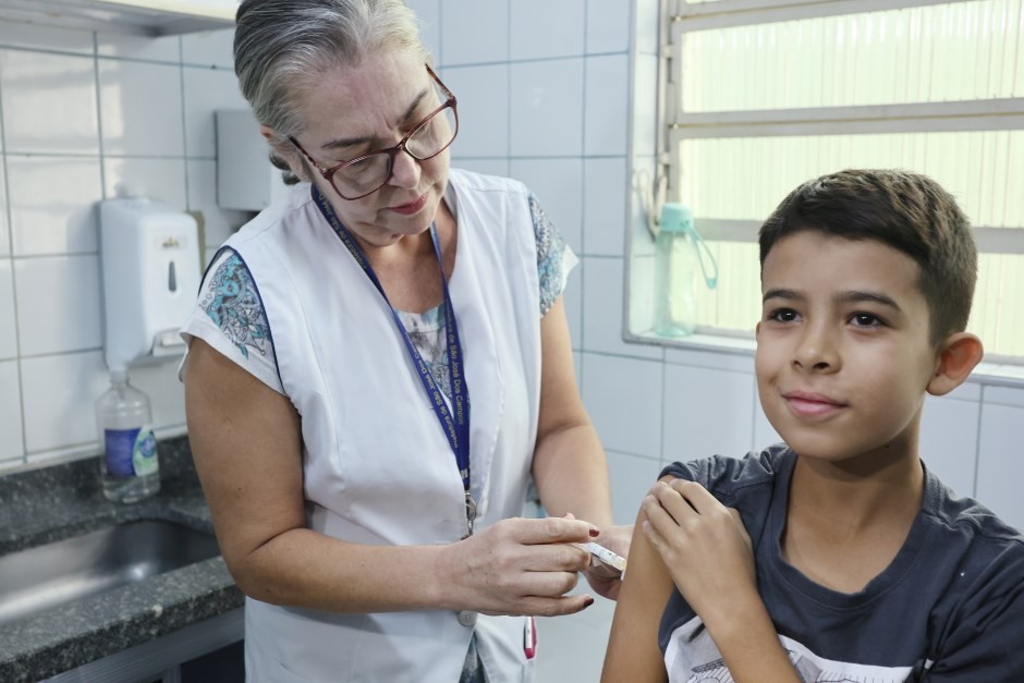 Vacinação contra dengue começa na segunda-feira no Ceará; veja onde se vacinar