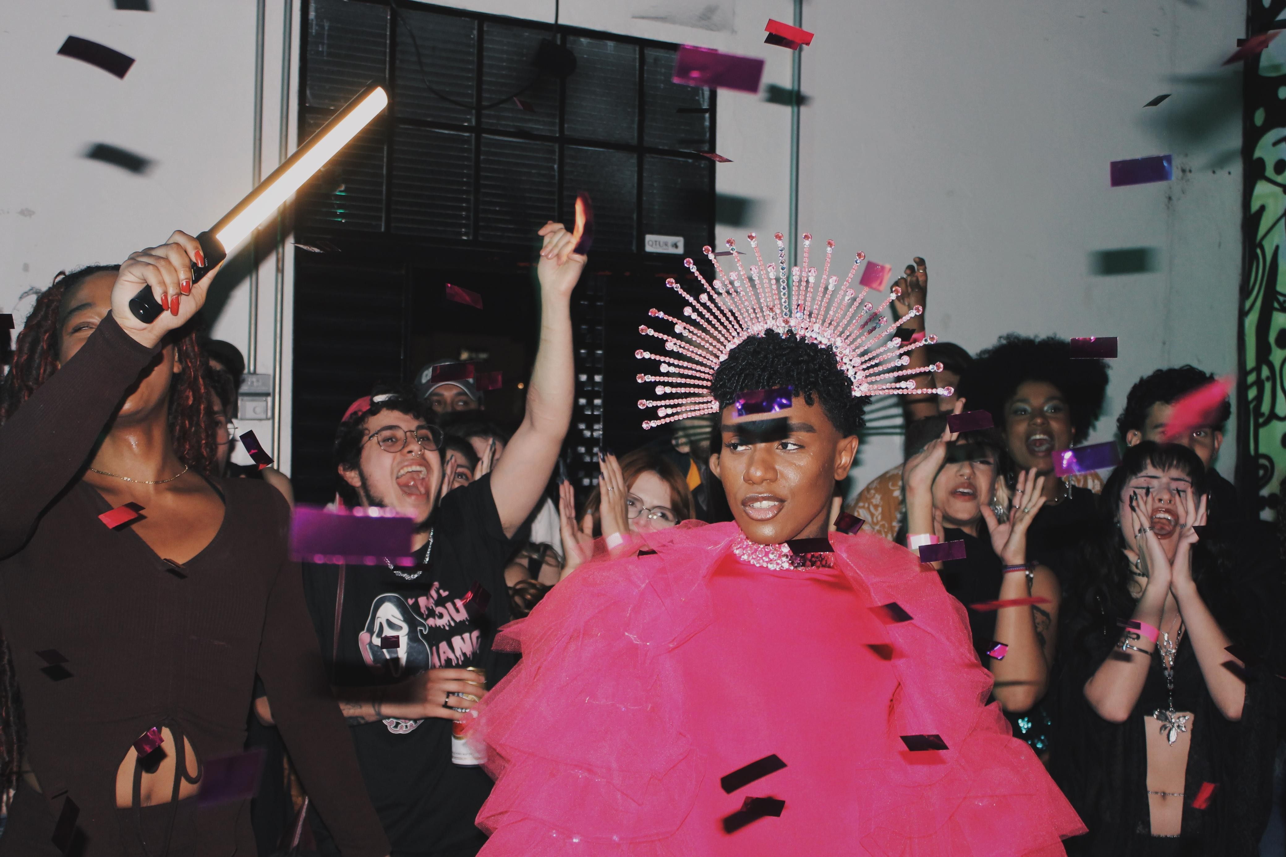 Do subsolo de Nova York ao interior paulista, cultura ballroom resgata legado de acolhimento e visibilidade da comunidade LGBTQIA+: 'É aconchego'