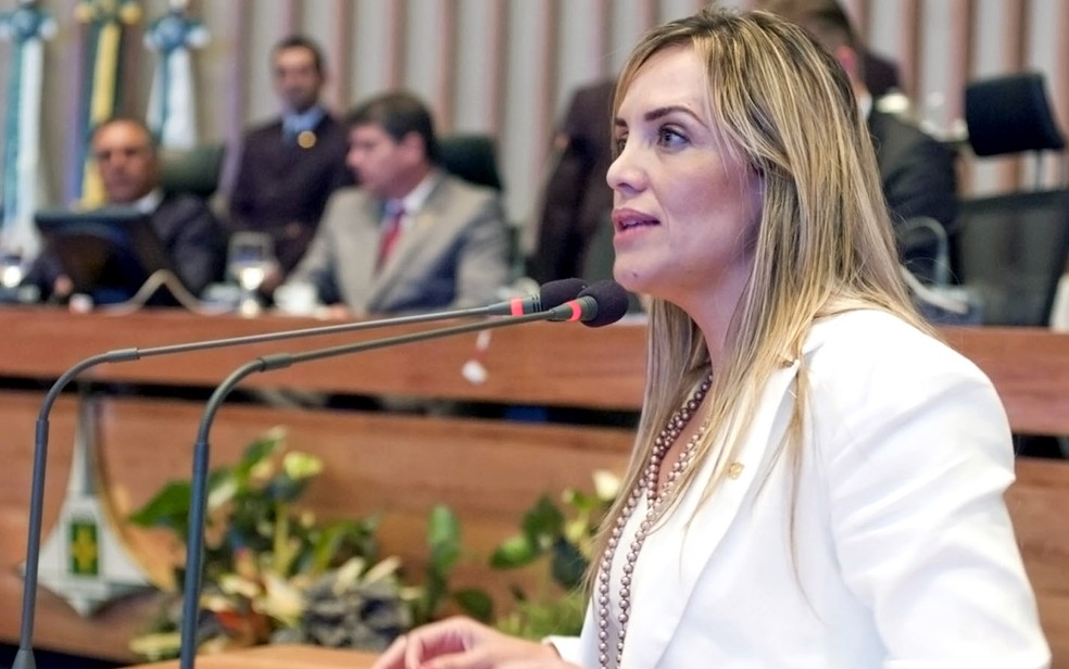 Celina Leão em pronunciamento na Câmara Legislativa do DF, quando era deputada distrital — Foto: CLDF/Divulgação