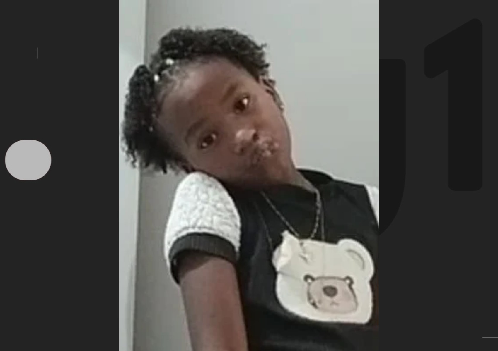 Menina de 8 anos morre após ser atingida por bala perdida em ação policial na Bahia