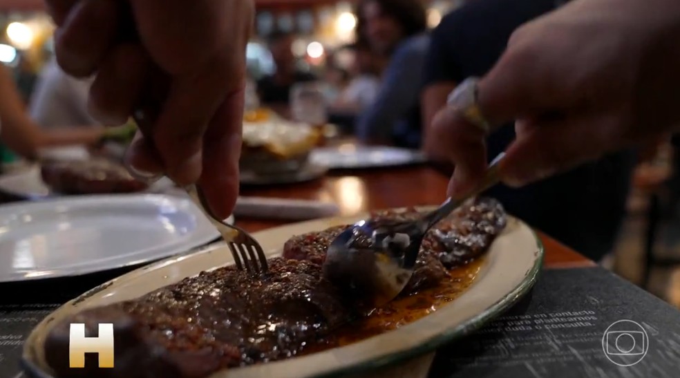 Crise faz argentinos abrirem mão do churrasco, e consumo de carne atinge menor nível em 30 anos — Foto: Reprodução/TV Globo