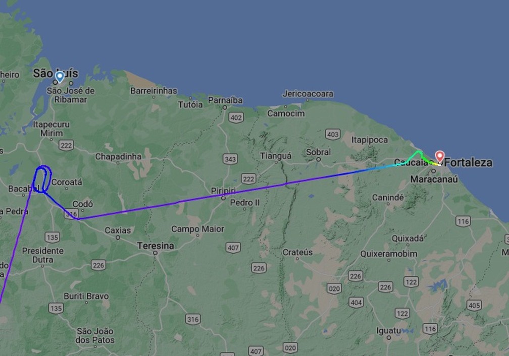 Avião da Latam com destino a São Luís foi redirecionado para Fortaleza devido ao temporal — Foto: Reprodução/FlightRadar