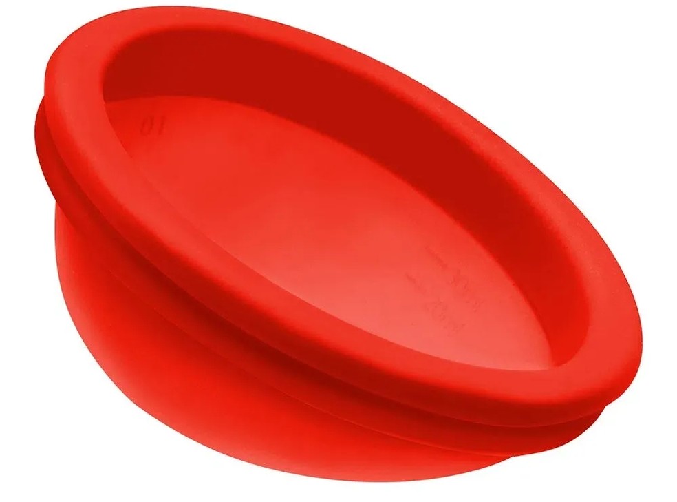 Pedaços de sangue na menstruação. É normal? – Violeta Cup