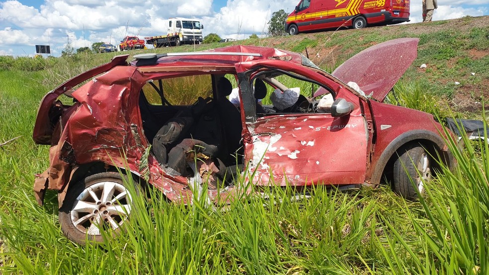 Veículo que provocou o acidente era conduzido por um homem de 47 anos. — Foto: José Aparecido