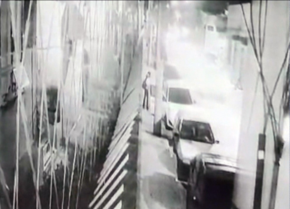 Menina foi abordada na Rua Dona Romana, no Engenho Novo — Foto: Reprodução