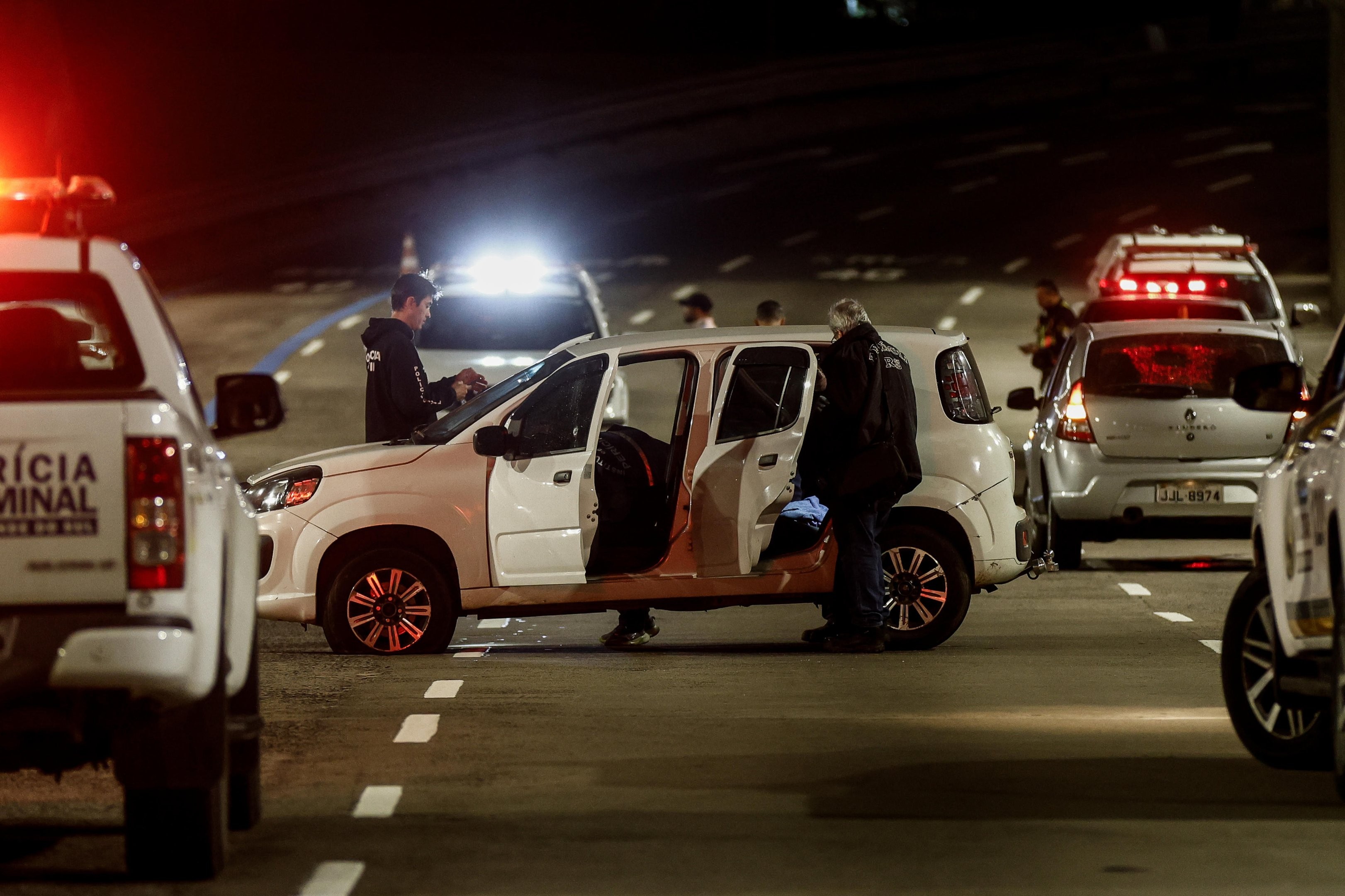 Polícia prende suspeitos de ataque a tiros em túnel de Porto Alegre