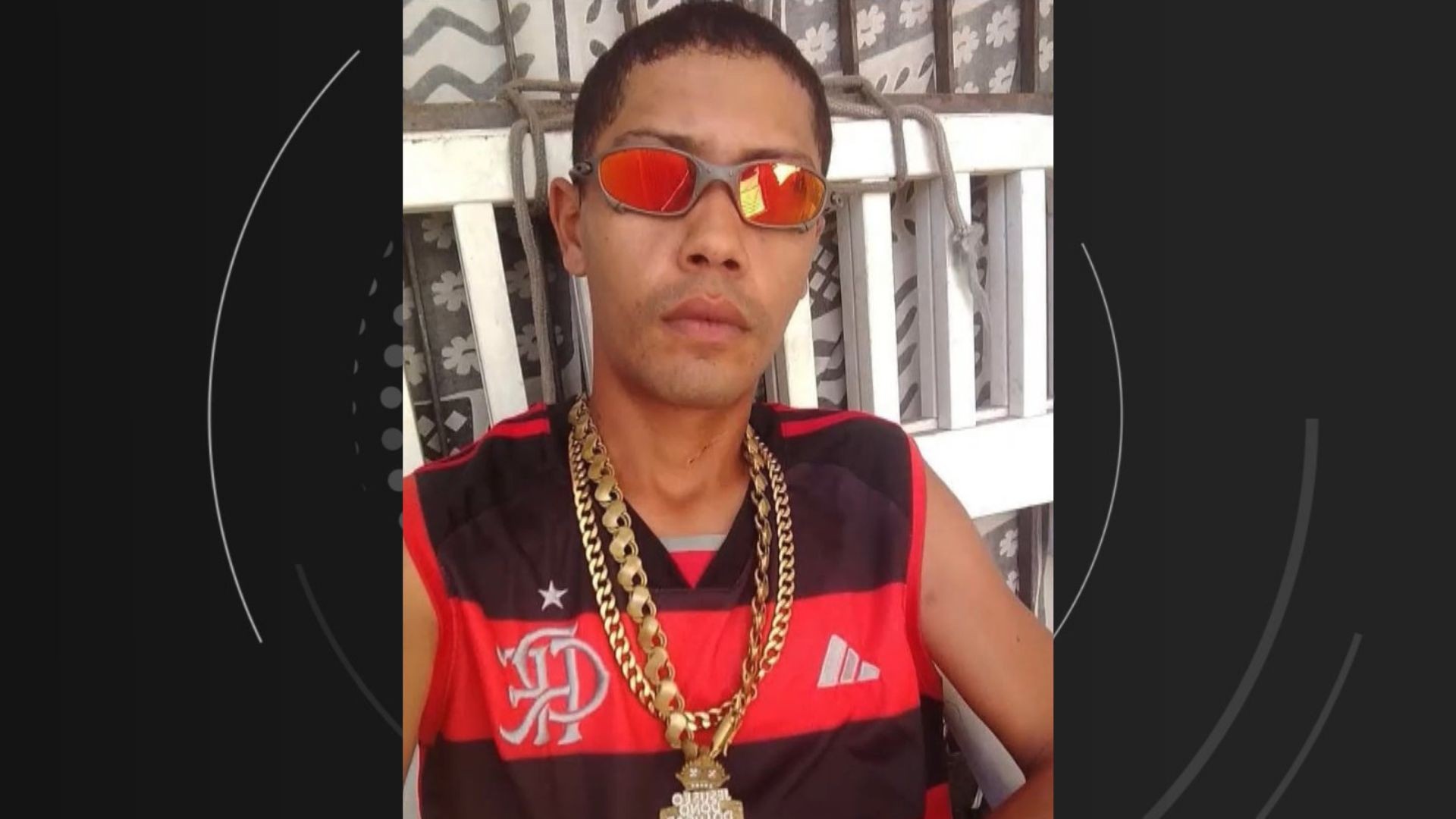Homem é assassinado e adolescente é baleado em local de disputa de facções criminosas na Serra