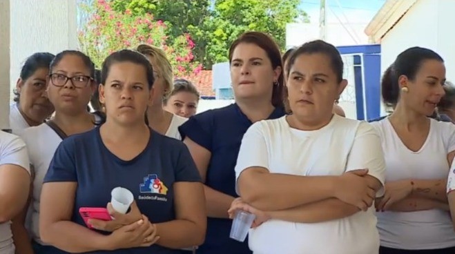 Com salários atrasados, funcionários terceirizados da Saúde fazem paralisação em Aparecida, SP