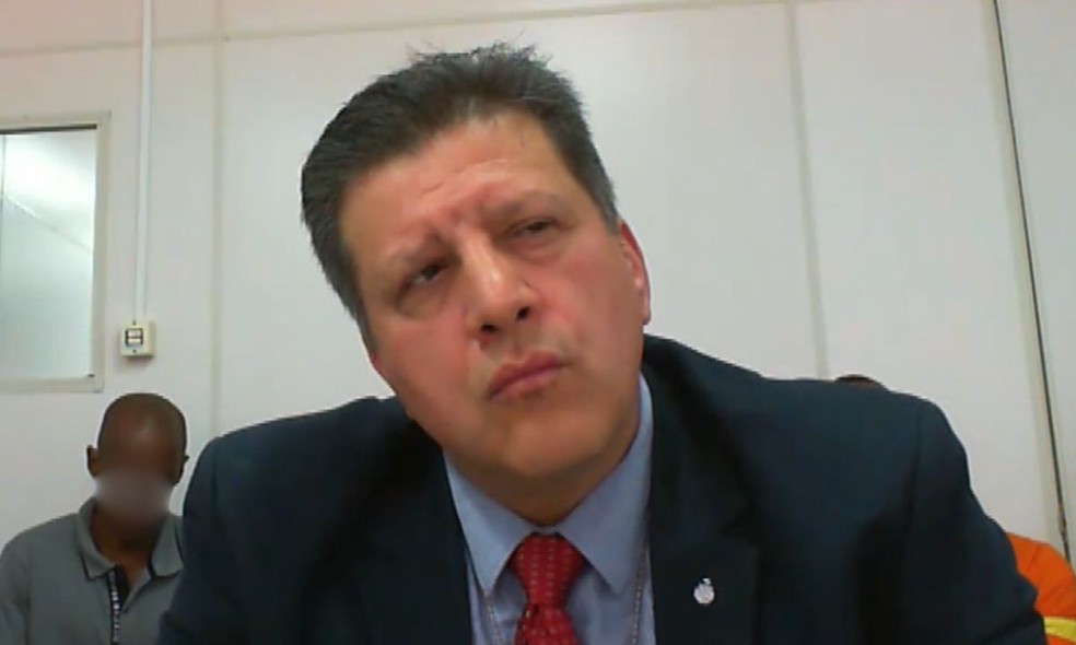 Delegado Adailton Adam conectou o desaparecimento de Jeferson e Joseval com a ação dos policiais investigados — Foto: Reprodução/TV Bahia