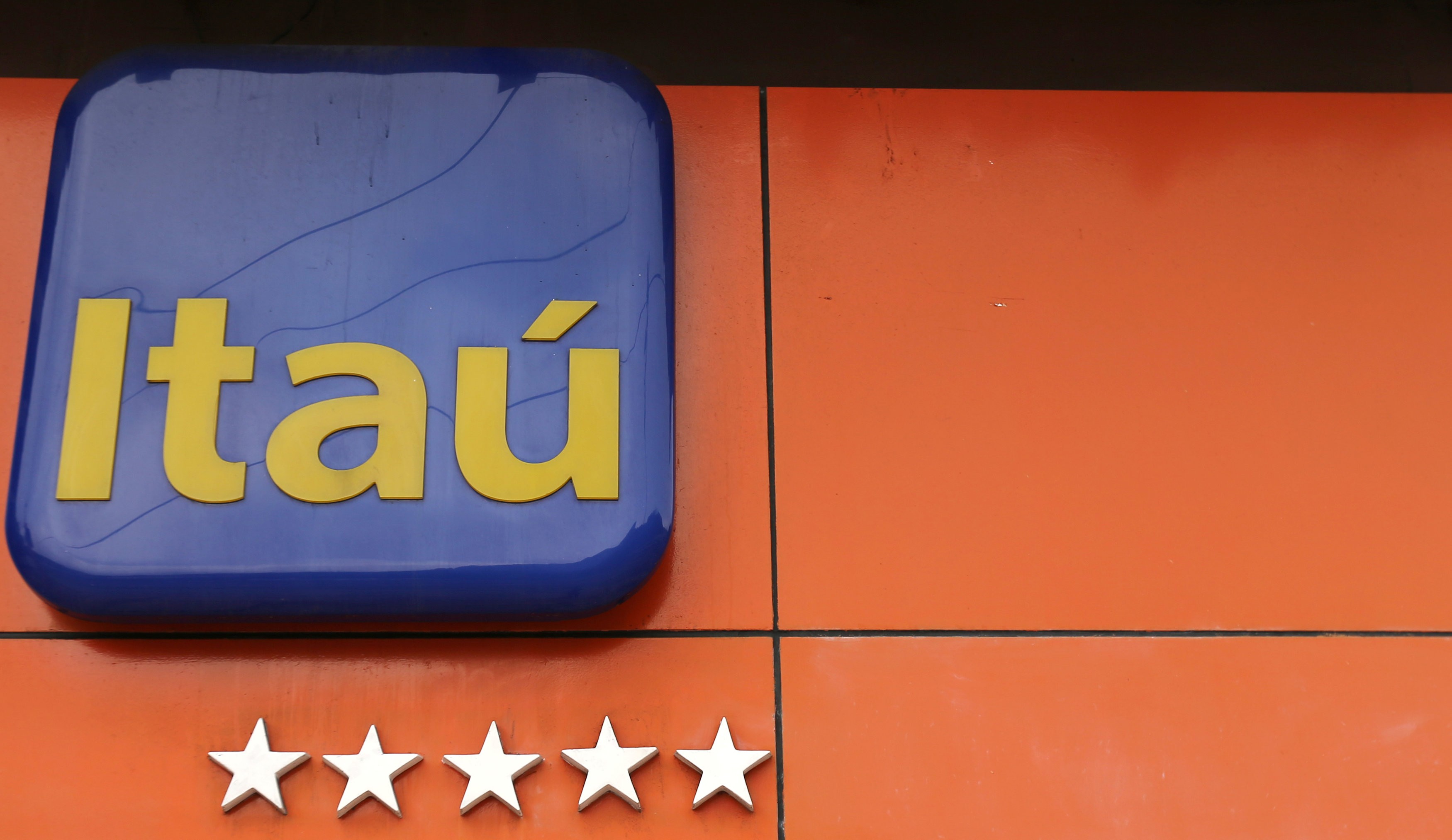 Procon-MG multa Itaú em R$ 50 mil por falhas em agência do Centro de Belo Horizonte