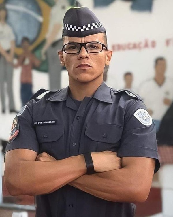 Soldado Henry Harrison da Silva, da Polícia Militar, que morreu eletrocutado em atendimento a ocorrência — Foto: Arquivo pessoal