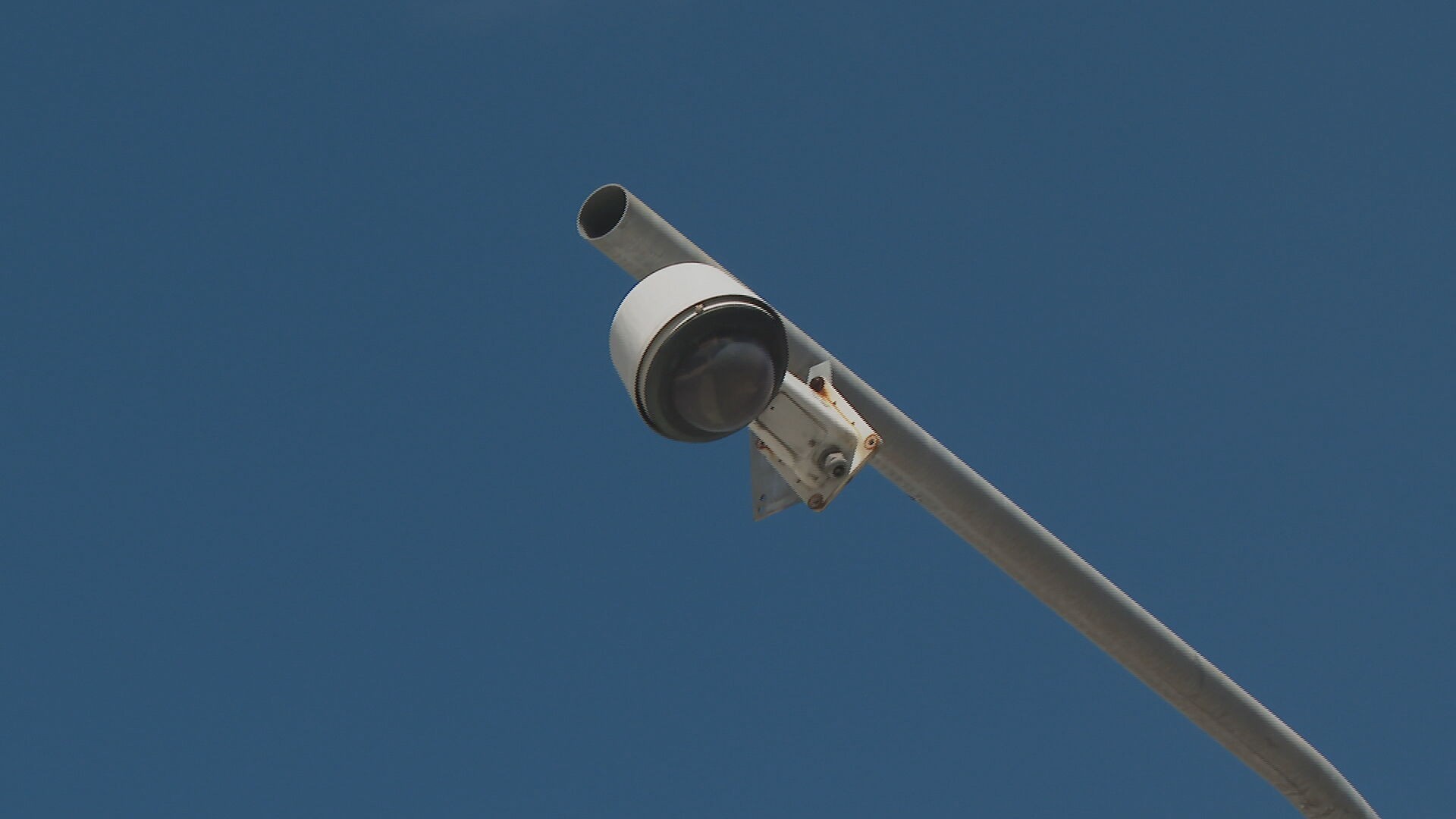 Edital do governo de Pernambuco prevê uso de câmeras de segurança para monitorar 'vadiagem' e é alvo de críticas