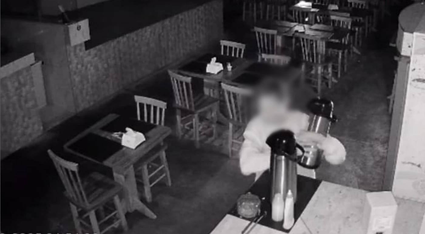 VÍDEO: Com mais de 20 passagens por furto, homem arromba restaurante e leva garrafas de café em MG