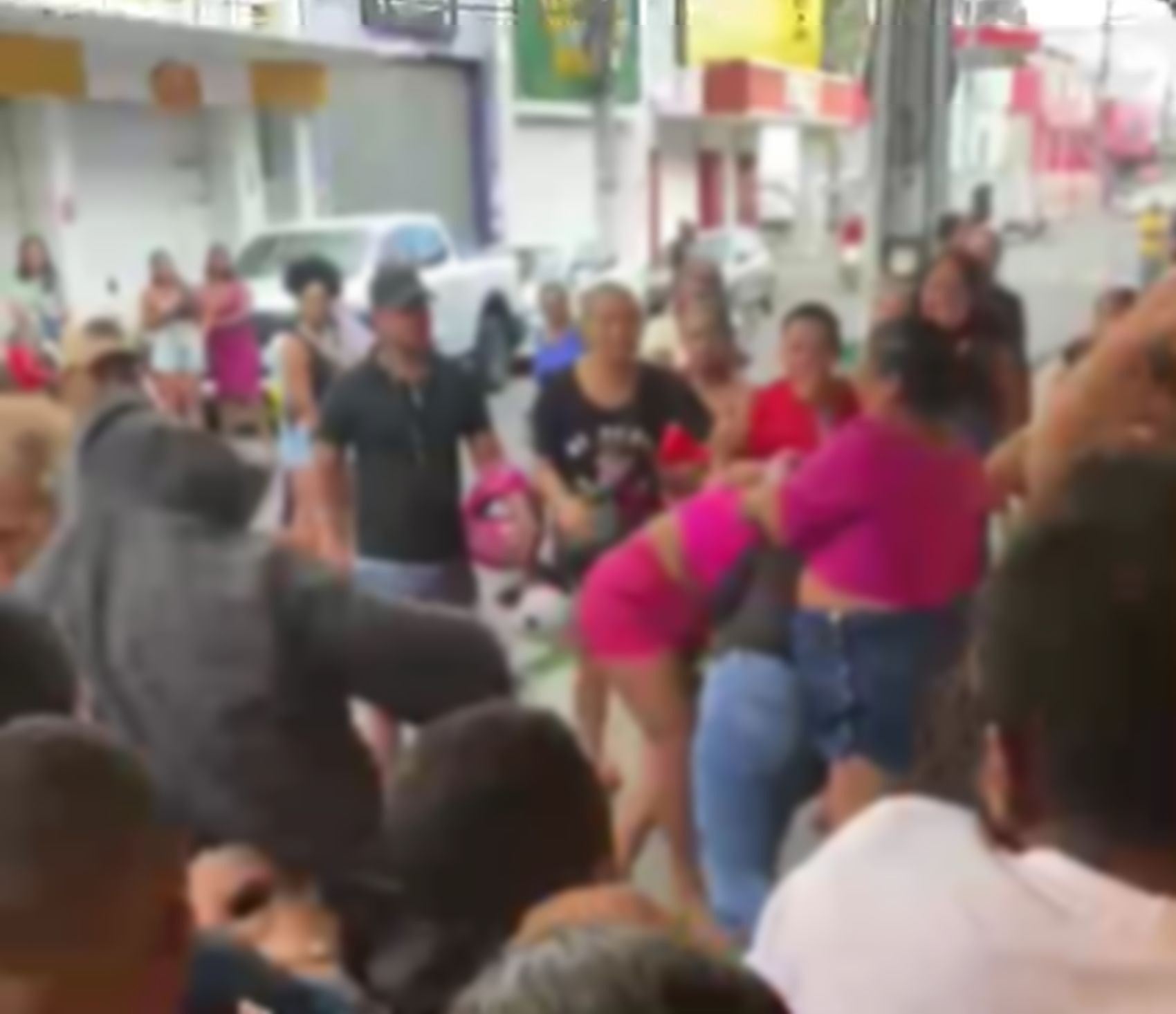 Dia das Crianças: promoção de loja em Aracaju termina em confusão