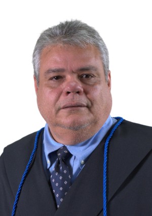 Conselheiro do TCE investigado pela PF por ajudar filho empresário em contratos com a Saúde de Roraima é afastado