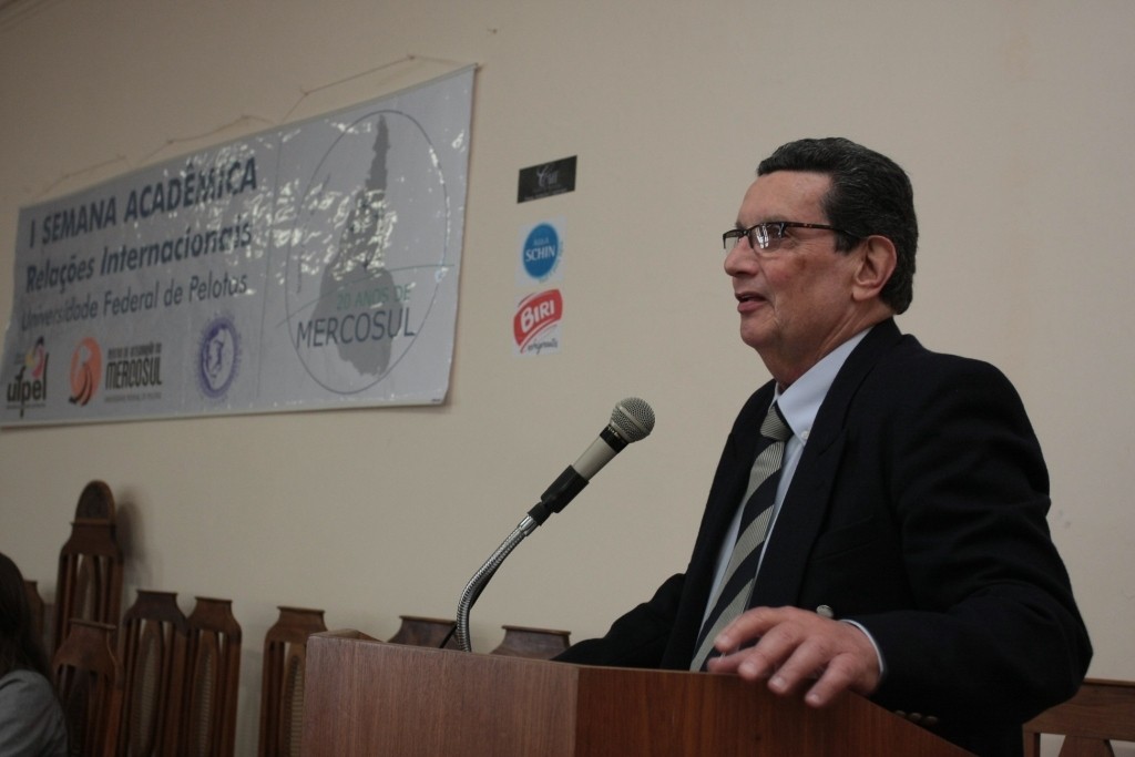 Morre aos 85 anos Carlos Alberto Chiarelli, ex-ministro da Educação 