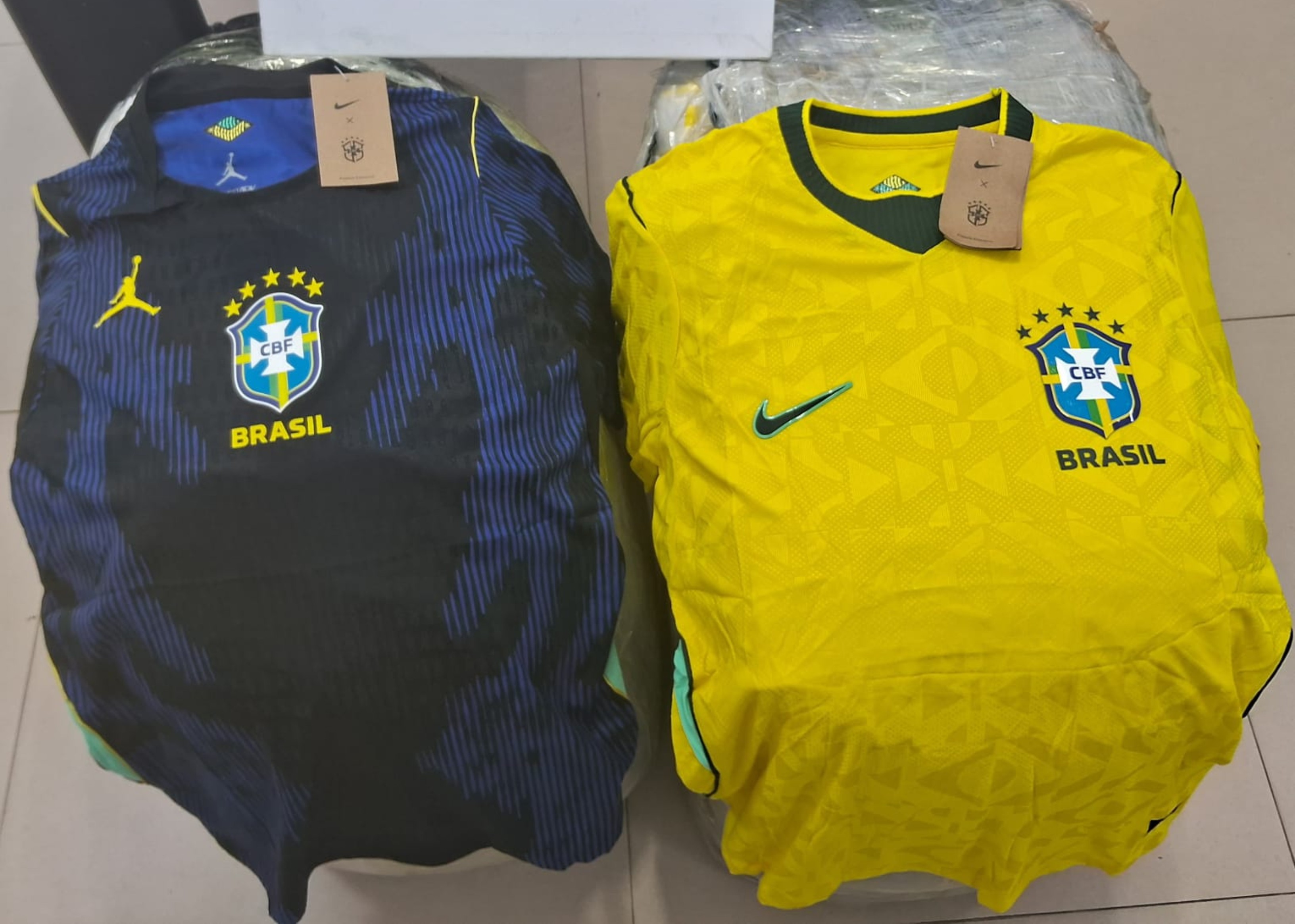Receita Federal apreende 500 camisas falsificadas da Seleção Brasileira em Boa Vista 