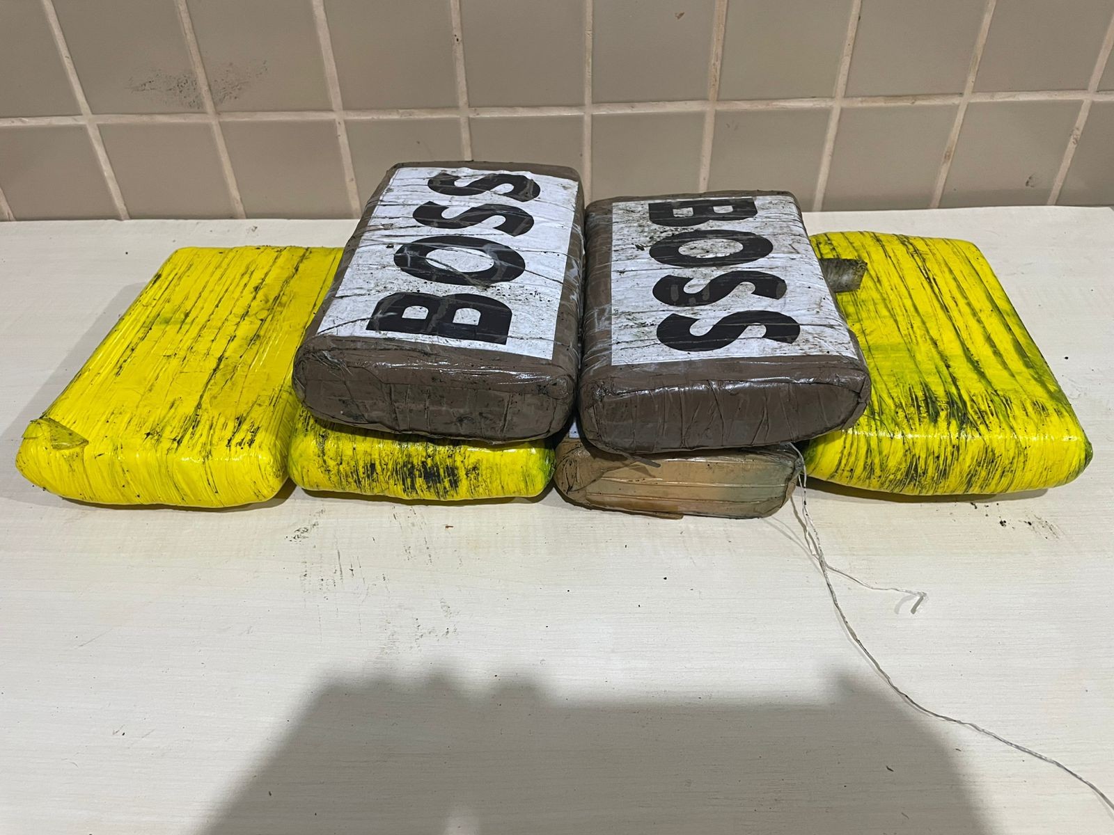 Operação 'Carga Máxima' apreende mais de 6kg de maconha durante fiscalização em Terra Santa